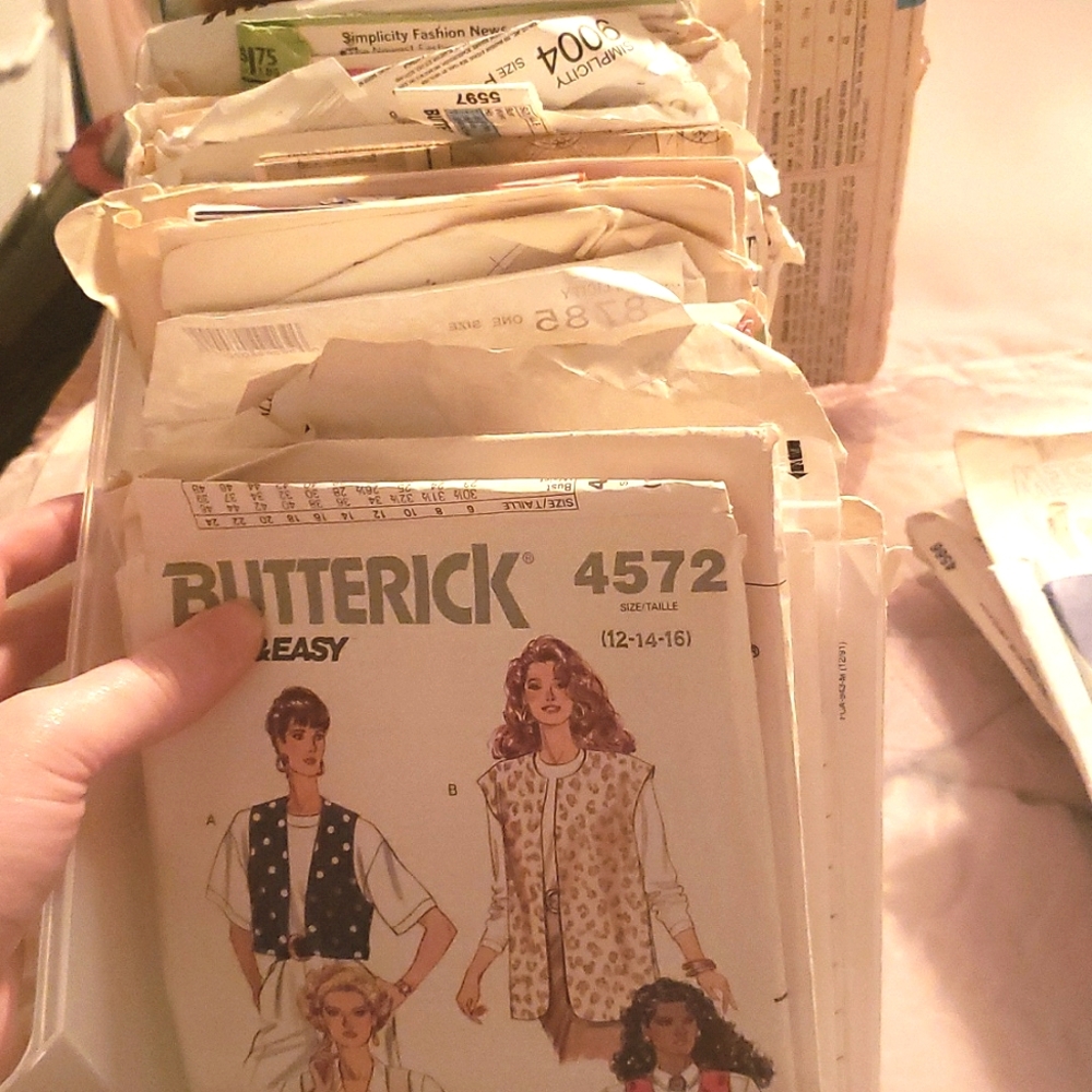 Vintage pattern lot